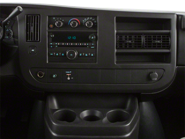 2011 Chevrolet Express Passenger 3500 1LT