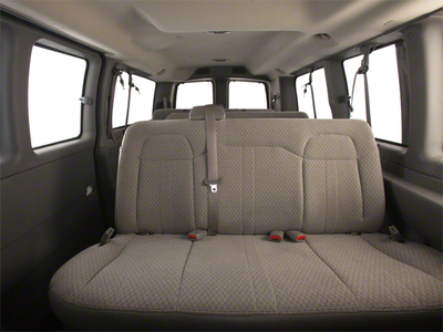 2011 Chevrolet Express Passenger 3500 1LT