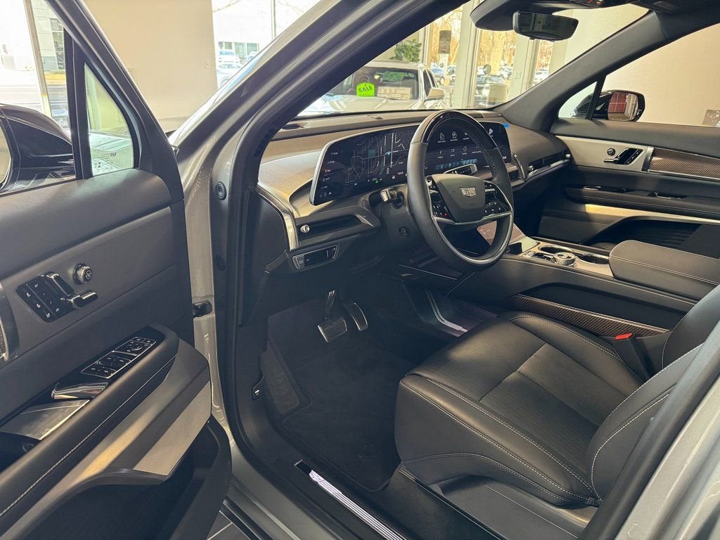 2026 Cadillac VISTIQ Luxury