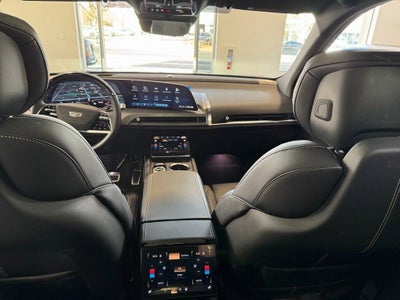 2026 Cadillac VISTIQ Luxury