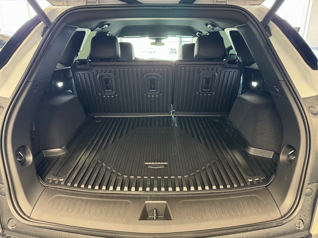 2026 Cadillac XT5 Luxury