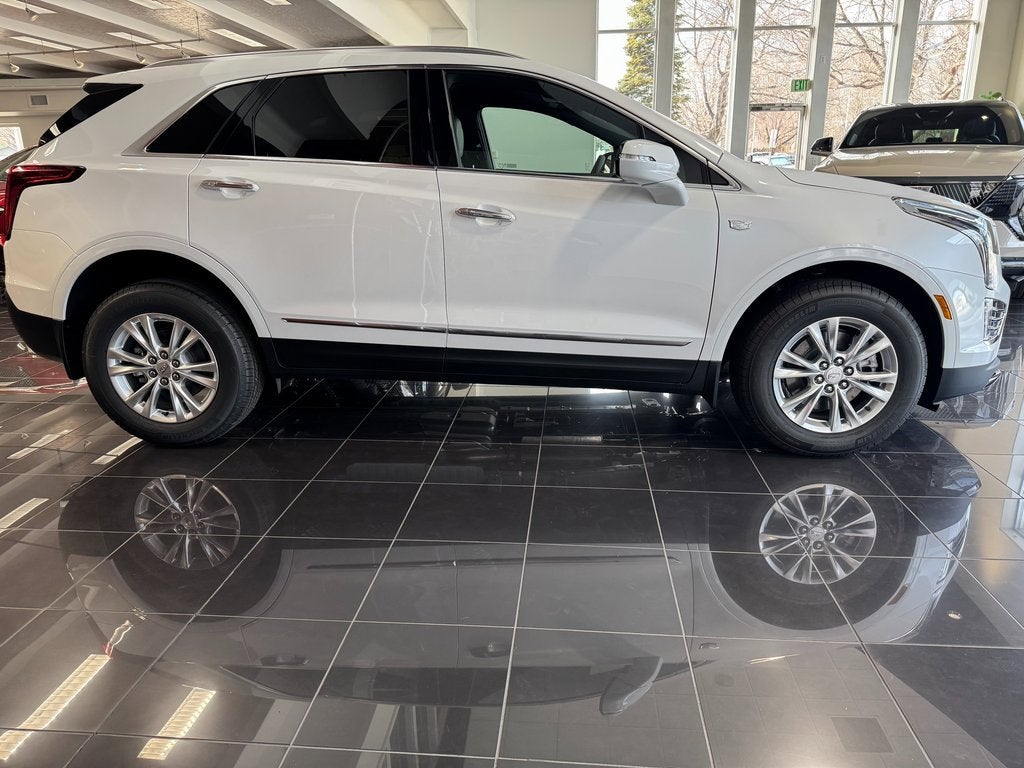 2026 Cadillac XT5 Luxury