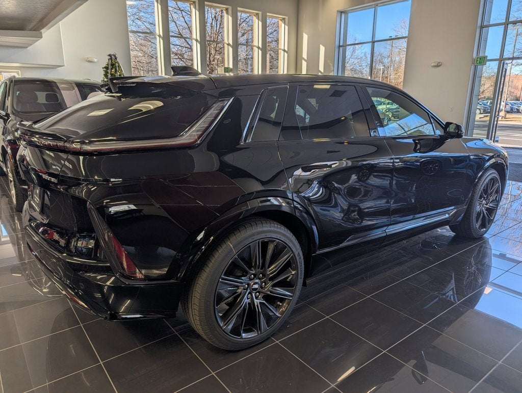 2026 Cadillac LYRIQ Signature Sport