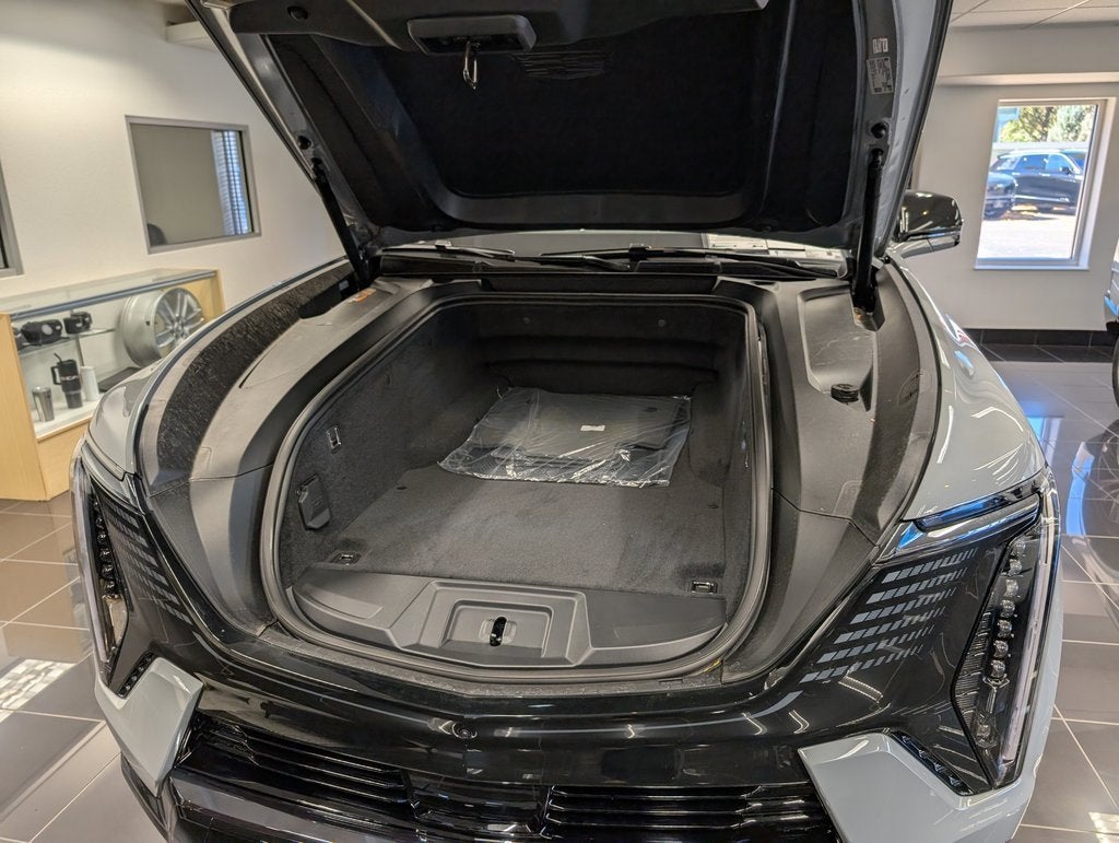 2026 Cadillac ESCALADE IQL Sport