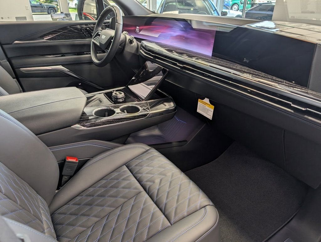 2025 Cadillac ESCALADE IQ Luxury 1