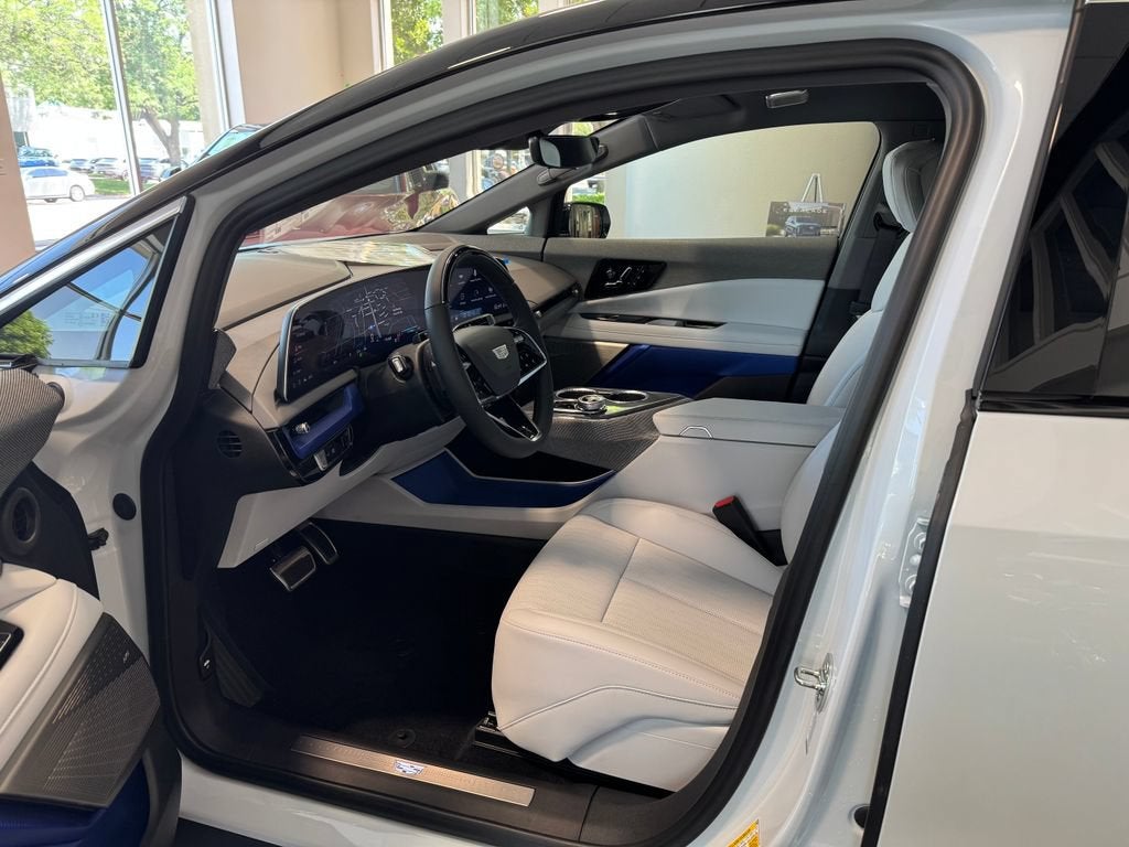 2027 Cadillac OPTIQ Premium Luxury