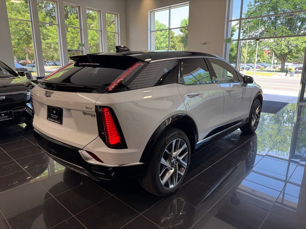2027 Cadillac OPTIQ Premium Luxury