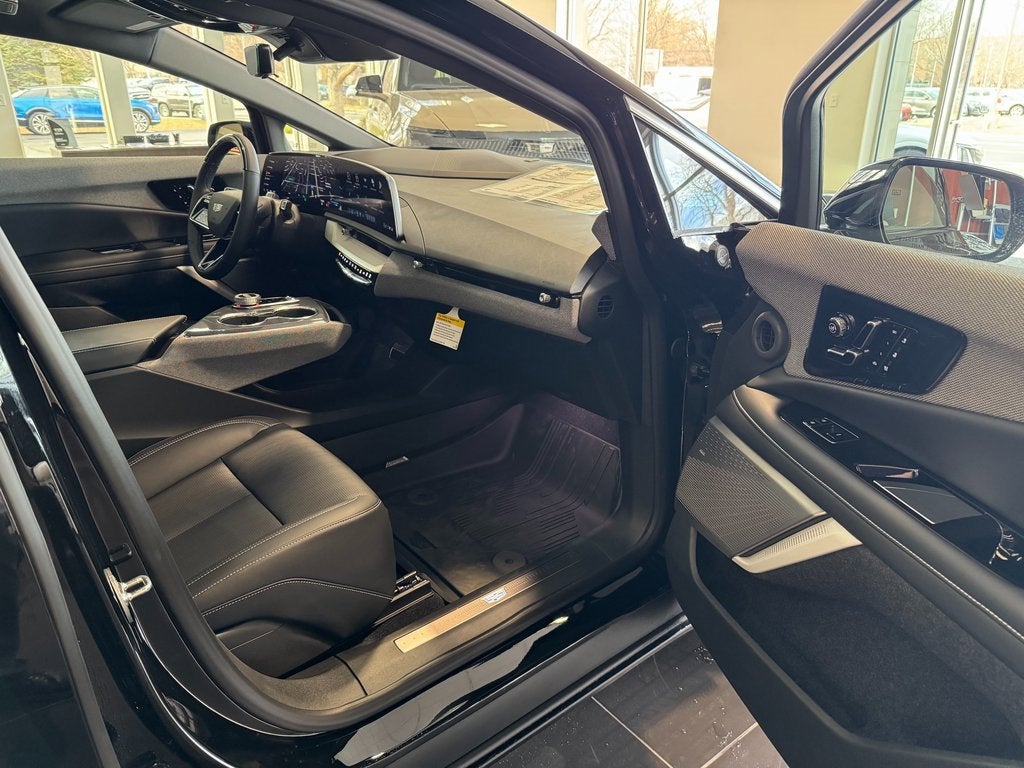 2026 Cadillac OPTIQ Premium Luxury