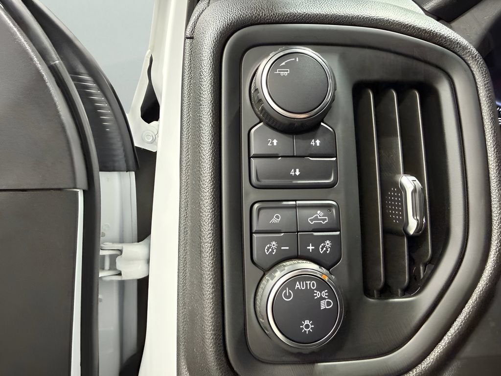 2025 Chevrolet Silverado 3500 HD WT