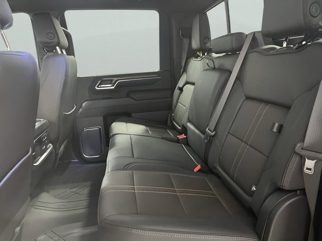 2024 Chevrolet Silverado 3500 HD High Country DRW