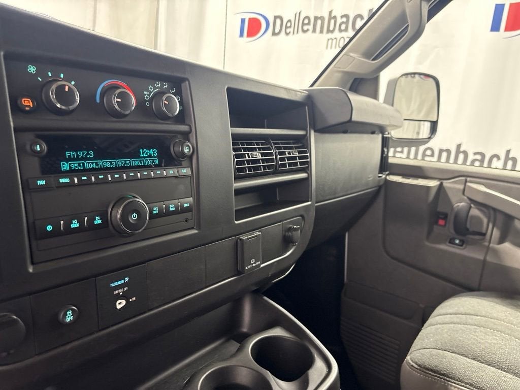 2024 Chevrolet Express Cargo 2500 WT