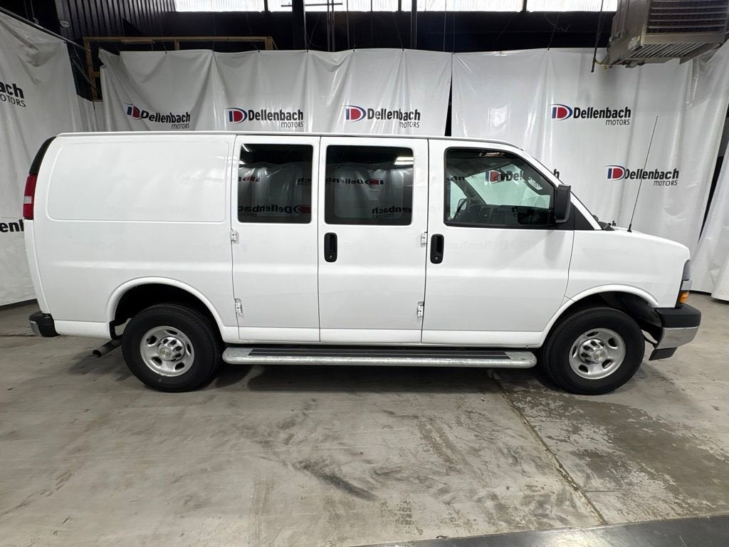2024 Chevrolet Express Cargo 2500 WT