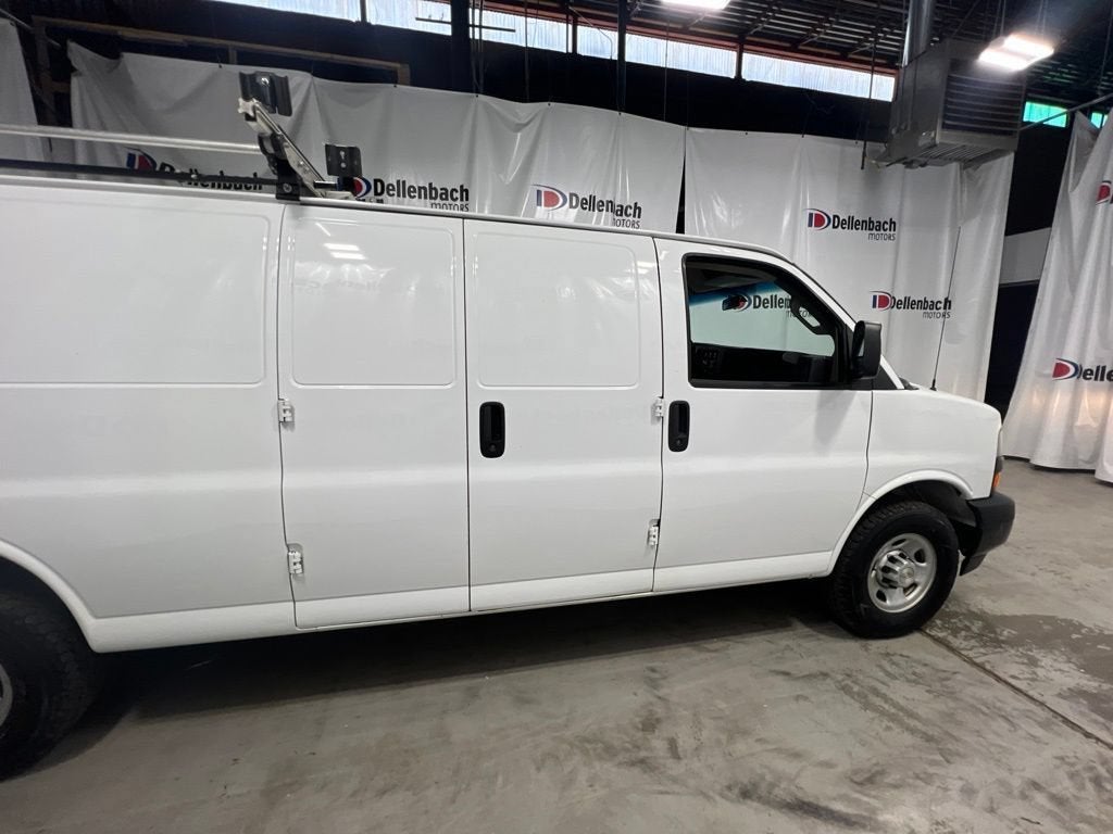2023 Chevrolet Express Cargo 3500 WT