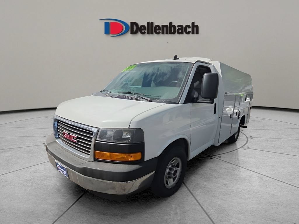 2019 GMC Savana Cutaway Work Van