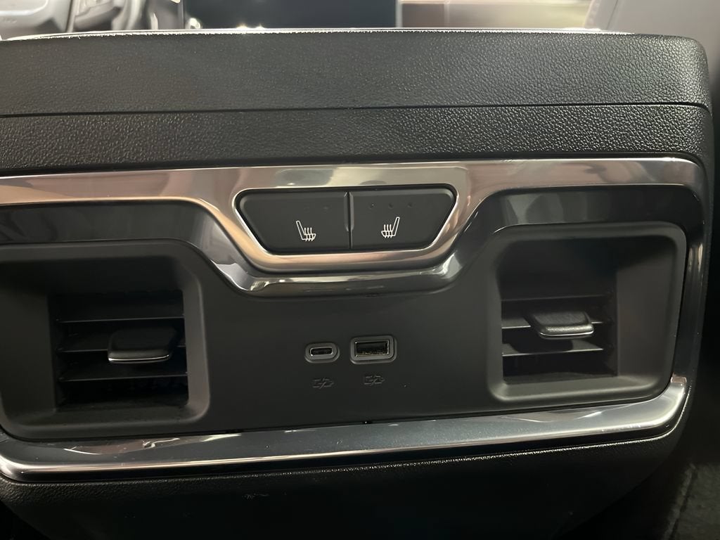 2025 GMC Sierra 3500 HD Denali Ultimate