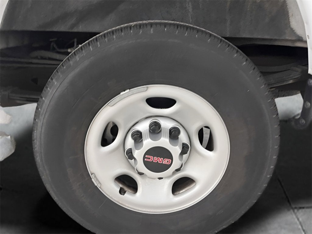 2023 GMC Savana Cargo 2500 Work Van