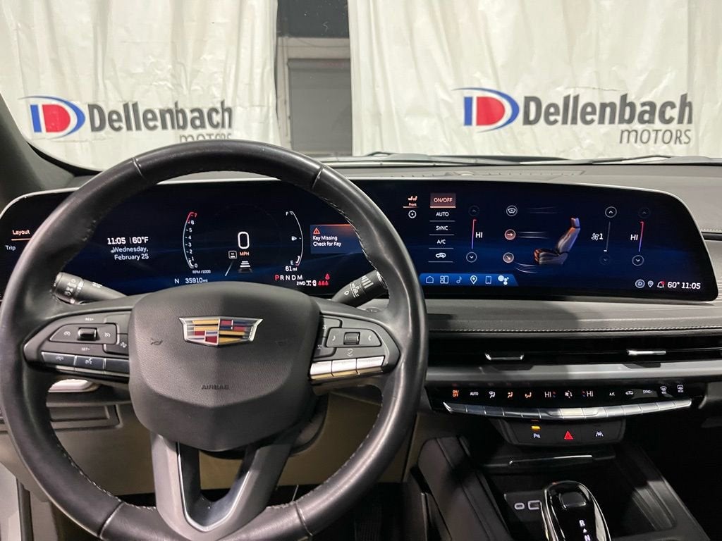 2024 Cadillac XT4 Premium Luxury