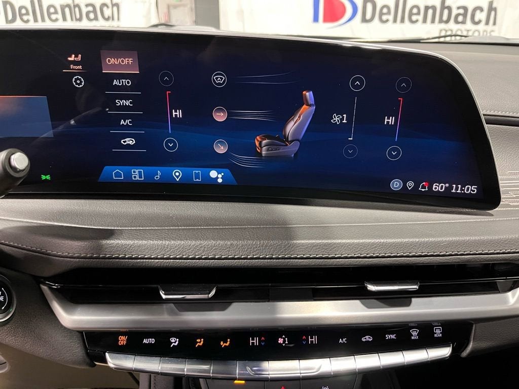 2024 Cadillac XT4 Premium Luxury