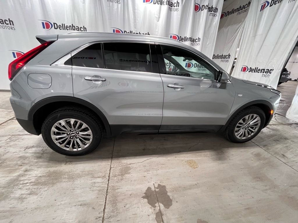2024 Cadillac XT4 Premium Luxury
