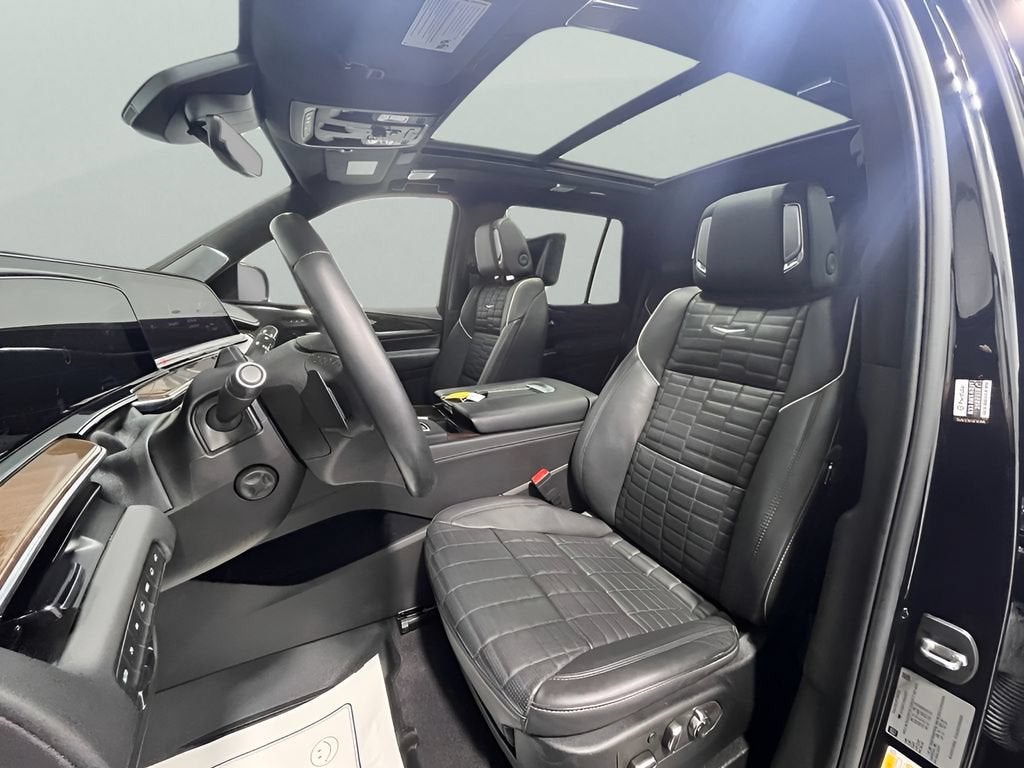 2023 Cadillac Escalade Sport Platinum