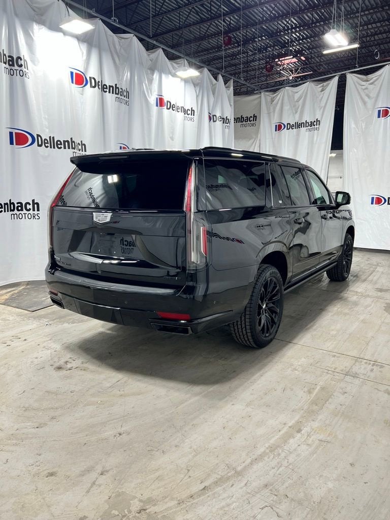 2023 Cadillac Escalade ESV Sport Platinum