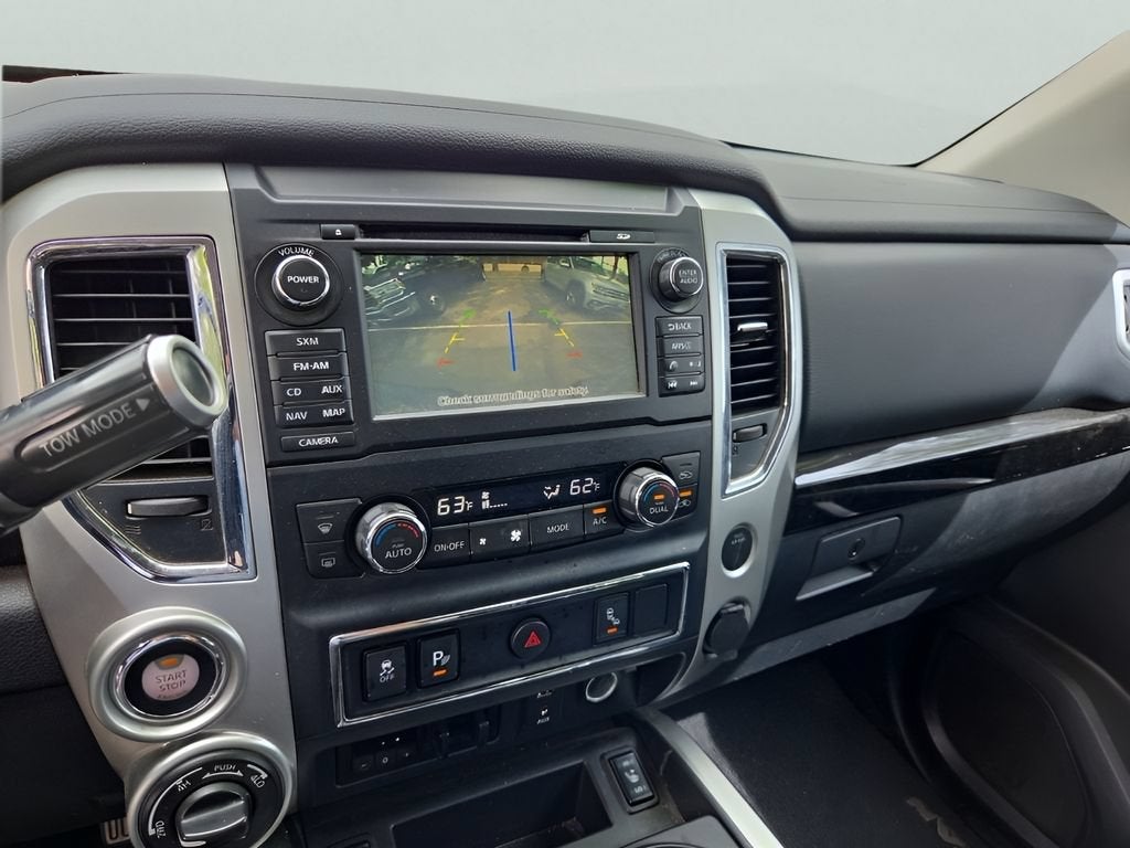2018 Nissan TITAN SV