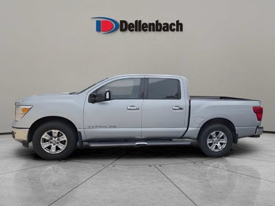 2018 Nissan TITAN SV