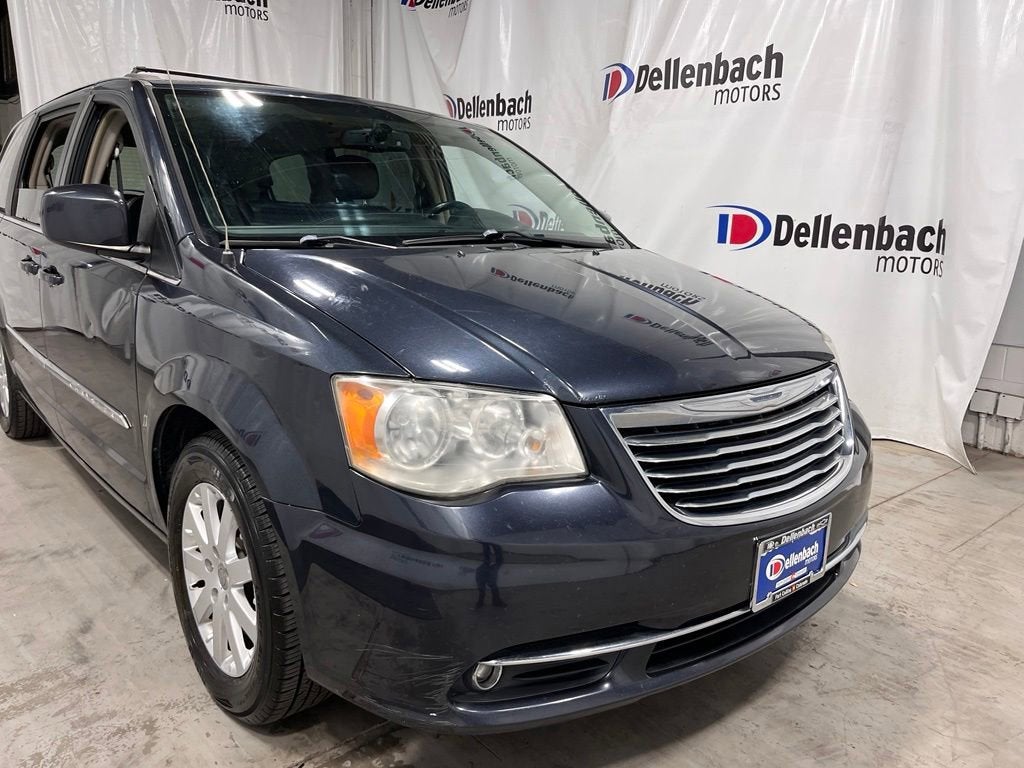 2014 Chrysler Town & Country Touring
