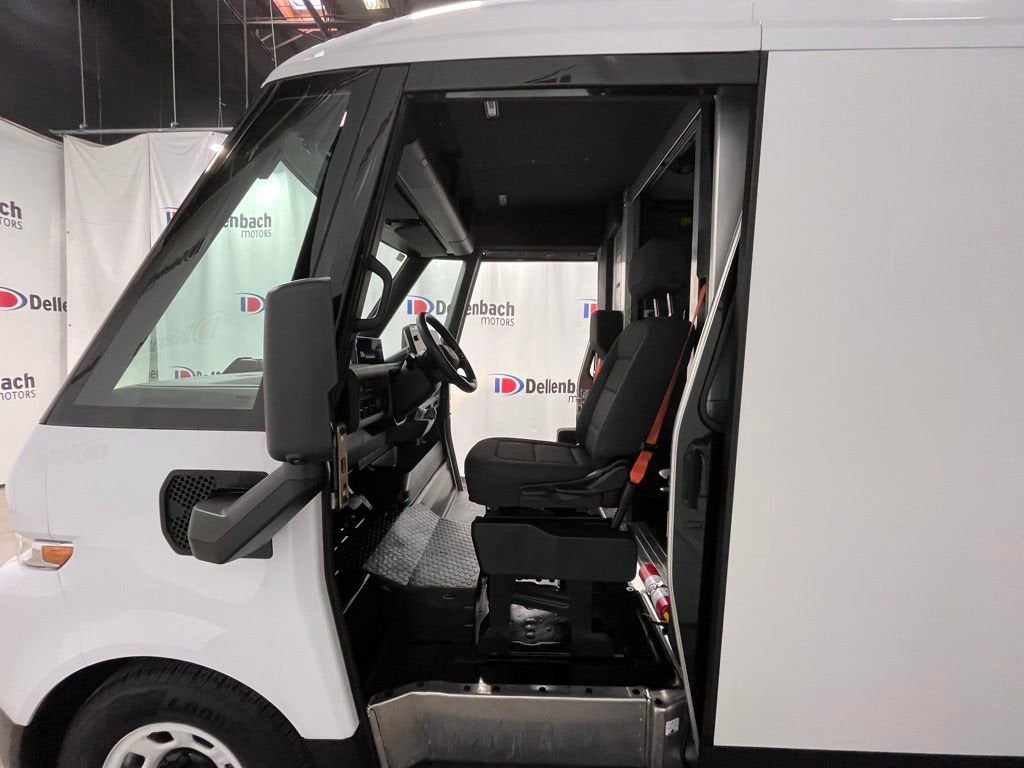 2024 BrightDrop Zevo 400 EJY