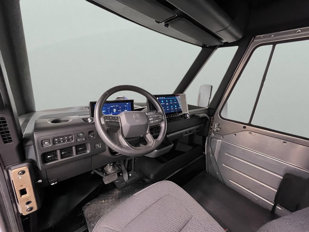 2024 BrightDrop Zevo 400 EJY