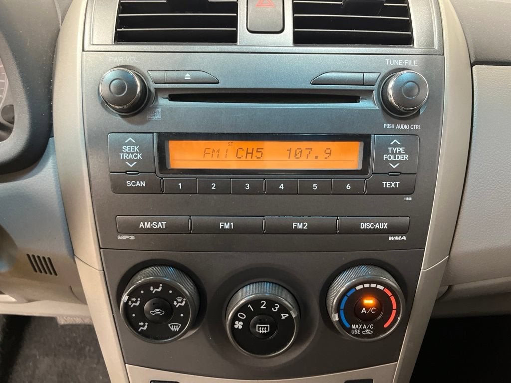 2011 Toyota Corolla LE