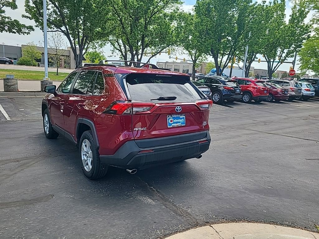 2020 Toyota RAV4 Hybrid XLE