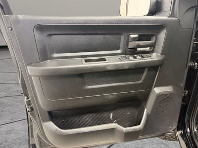 2022 RAM 3500 Tradesman Crew Cab 4x4 8' Box