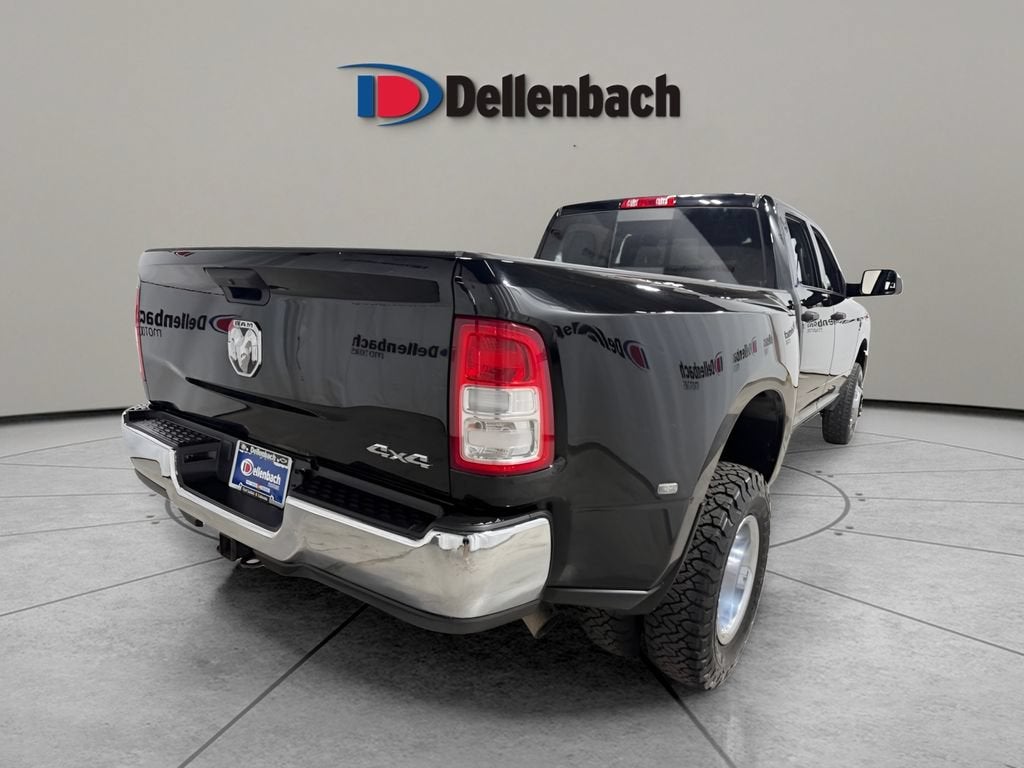 2022 RAM 3500 Tradesman Crew Cab 4x4 8' Box