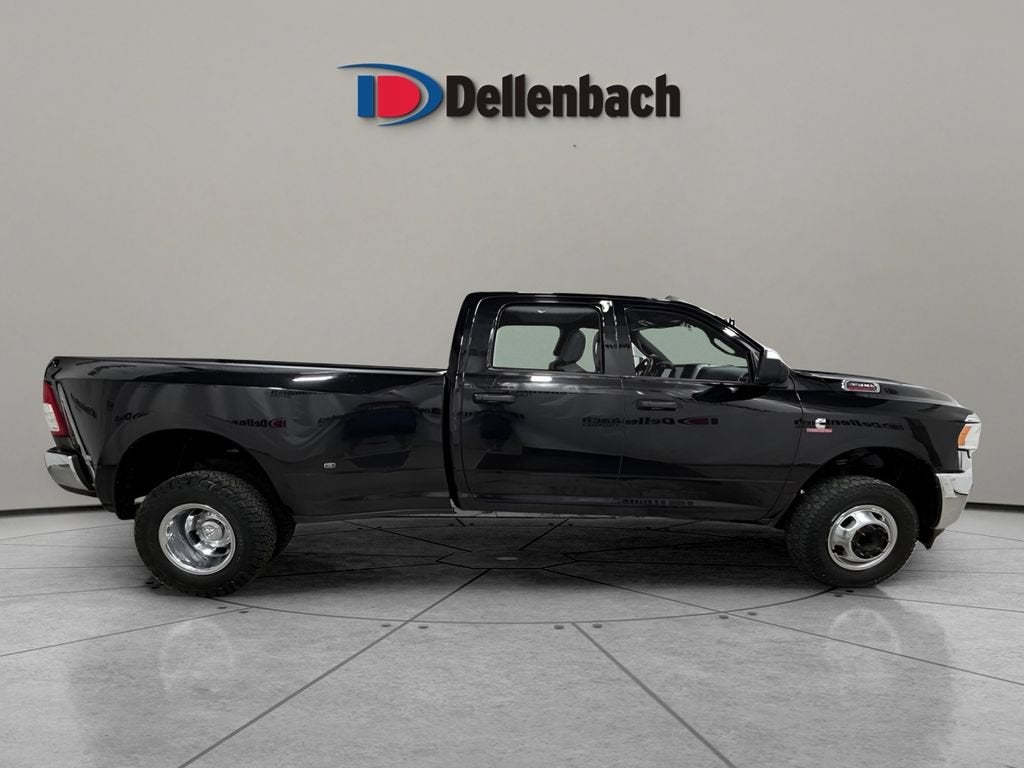2022 RAM 3500 Tradesman Crew Cab 4x4 8' Box