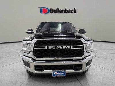 2022 RAM 3500 Tradesman Crew Cab 4x4 8' Box