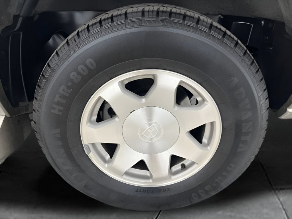 2002 Cadillac Escalade EXT Standard
