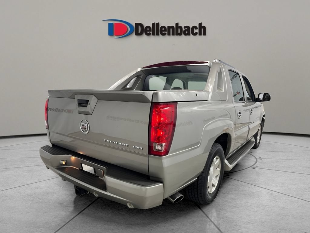 2002 Cadillac Escalade EXT Standard