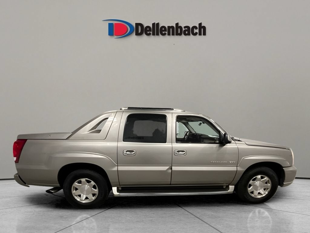 2002 Cadillac Escalade EXT Standard