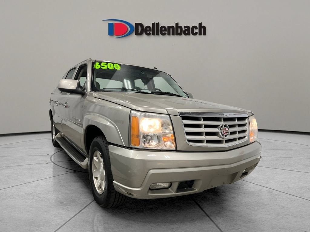 2002 Cadillac Escalade EXT Standard