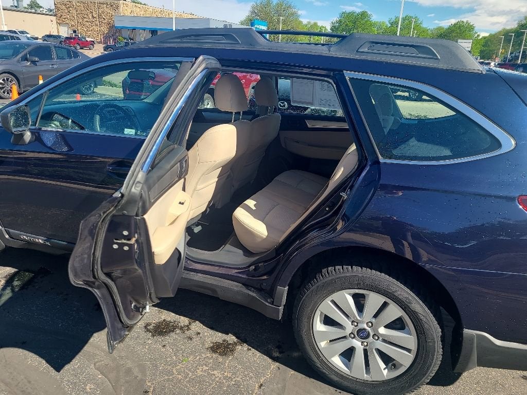 2018 Subaru Outback Base