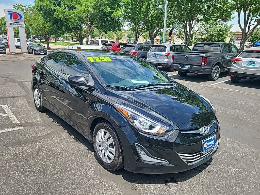2016 Hyundai Elantra SE