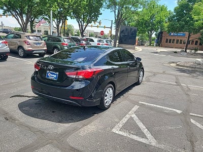 2016 Hyundai Elantra SE