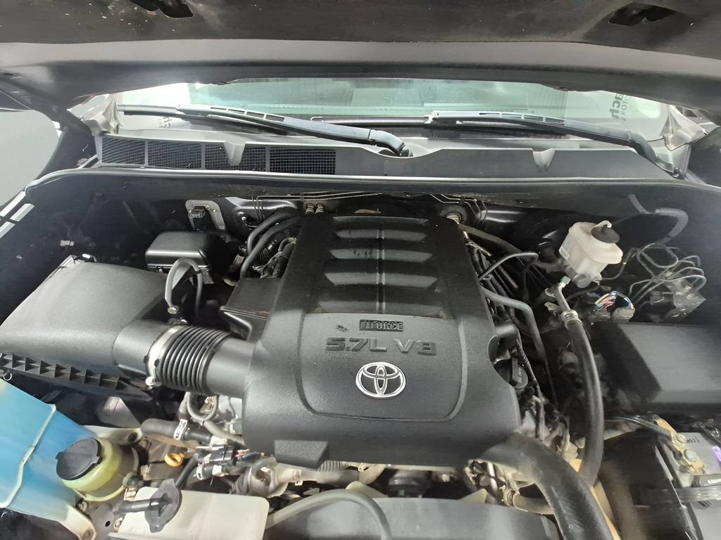 2017 Toyota Tundra SR5 5.7L V8