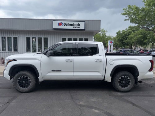 2023 Toyota Tundra 4WD SR5