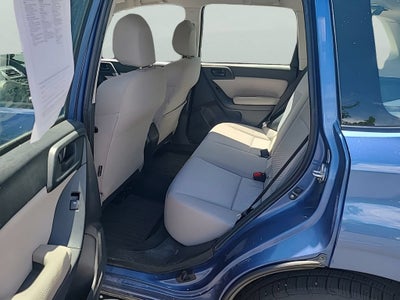 2016 Subaru Forester 2.5i