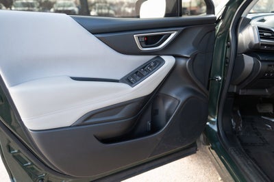 2024 Subaru Forester Base