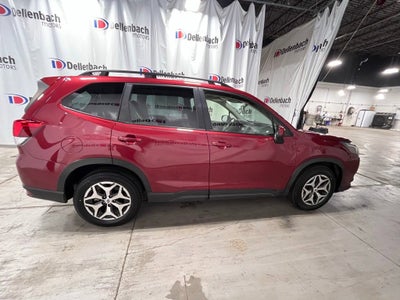 2022 Subaru Forester Premium