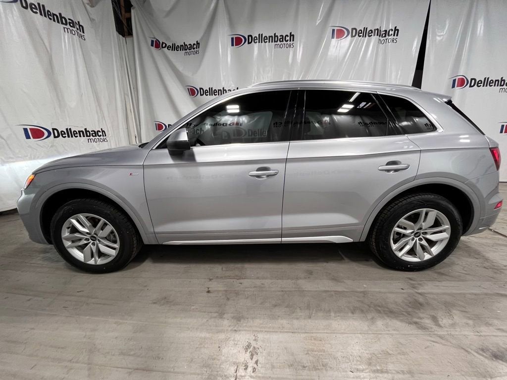 2022 Audi Q5 S line Premium