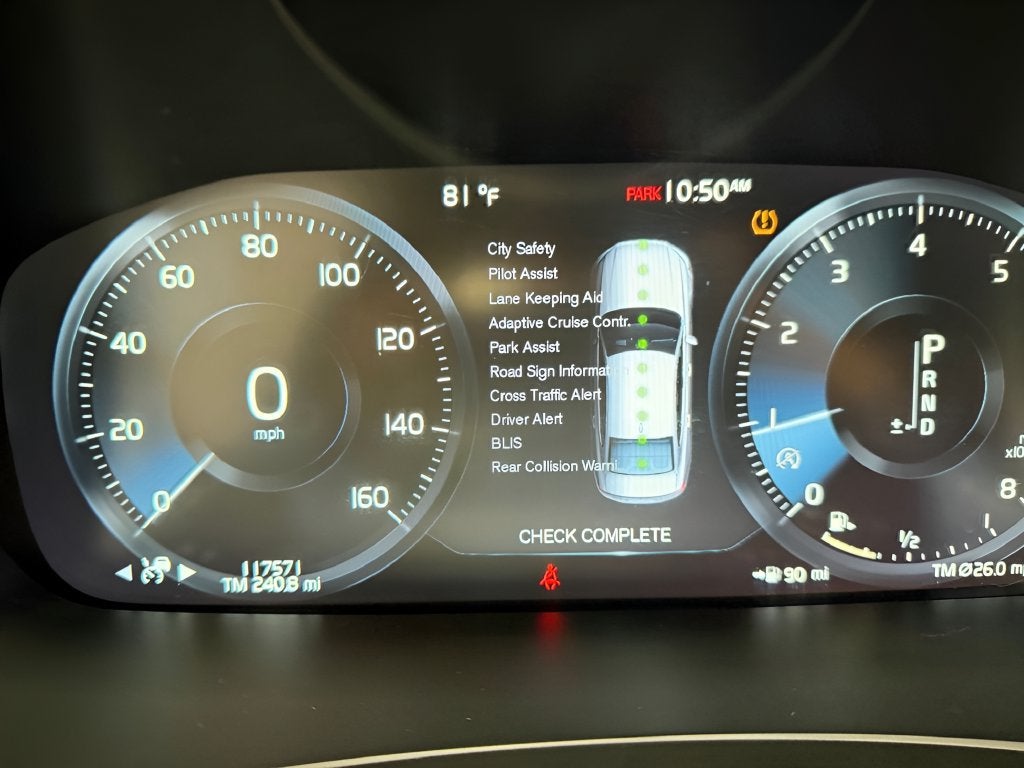 2017 Volvo S90 T6 Momentum
